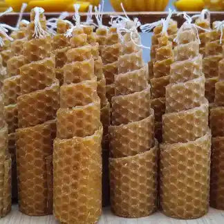 Velas de cera de abeja alargadas
